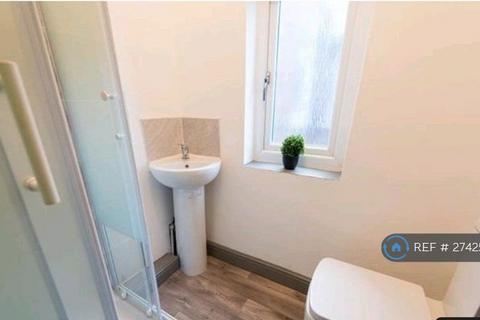 1 bedroom in a house share to rent, Richard Street, Crewe, CW1