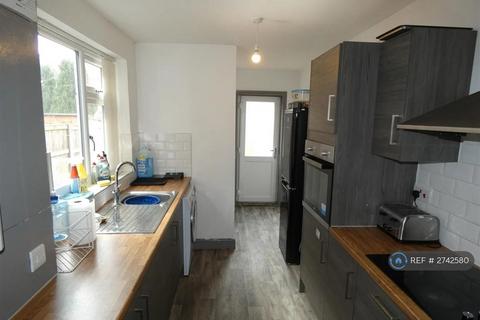 1 bedroom in a house share to rent, Richard Street, Crewe, CW1