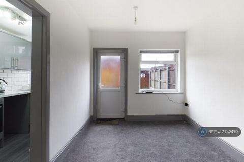3 bedroom terraced house to rent, Nutgrove Road, St. Helens, WA9
