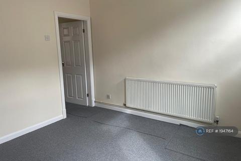 2 bedroom terraced house to rent, Ratcliffe Road, Loughborough, LE11