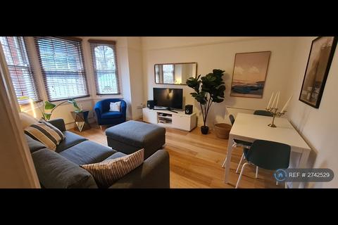 2 bedroom flat to rent, Brandon Mansions, London, W14