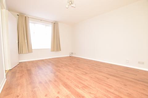 1 bedroom apartment to rent, Station Road Southwater RH13