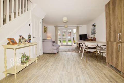 undefined, Pelham Drive Cranleigh GU6