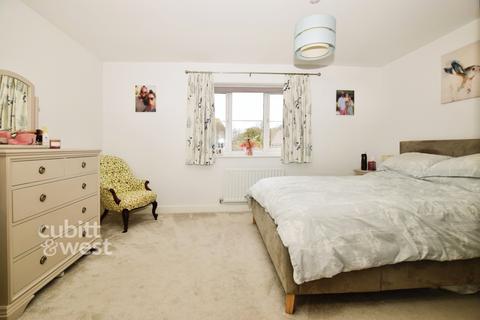 undefined, Pelham Drive Cranleigh GU6