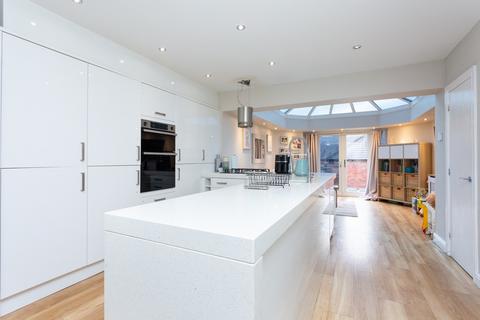 4 bedroom terraced house for sale, Ladybank Avenue, Fulwood, PR2