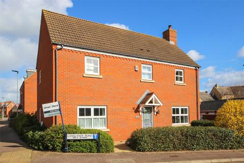4 bedroom detached house for sale, Langlands Road, Bedford, Bedfordshire, MK41