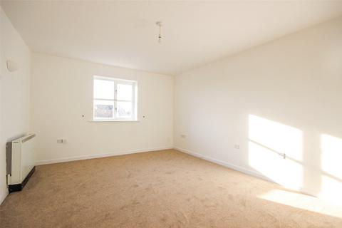 2 bedroom apartment for sale, Gillespie Close, Bedford, Bedfordshire, MK42