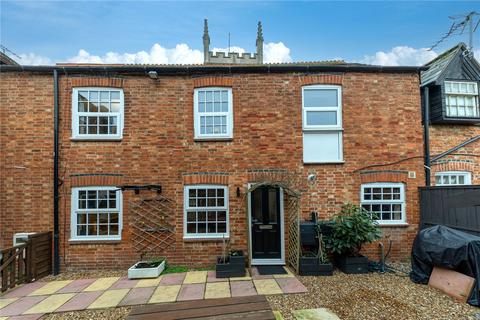 2 bedroom terraced house for sale, High Street, Newport Pagnell, Buckinghamshire, MK16