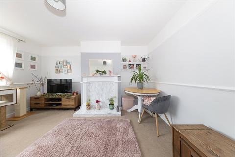 undefined, Field End Close, Bedfordshire LU2