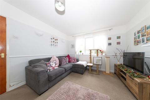 undefined, Field End Close, Bedfordshire LU2