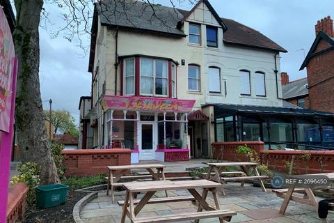 1 bedroom flat to rent, Wood Street, St Annes, FY8
