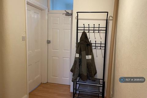 1 bedroom flat to rent, Wood Street, St Annes, FY8