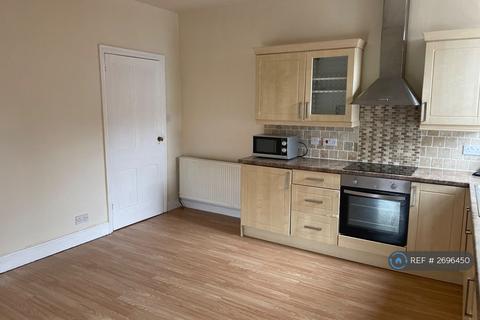 1 bedroom flat to rent, Wood Street, St Annes, FY8