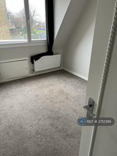 5 bedroom terraced house to rent, Perry Gardens, Poole, BH15