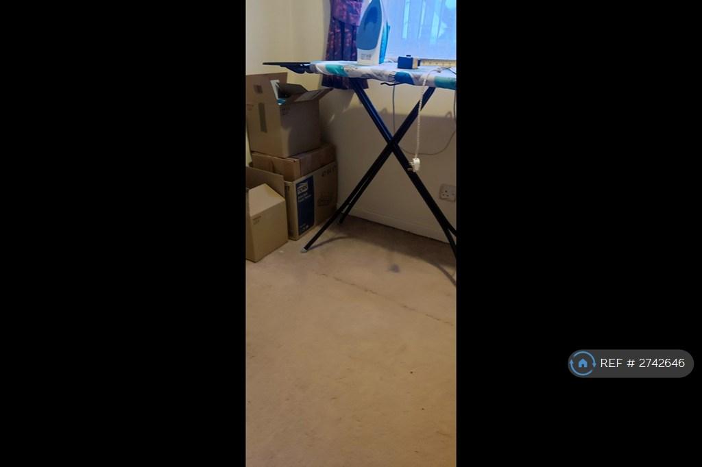 Bedroom 3 /Office