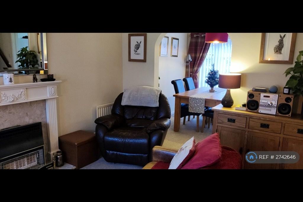 Front Room &amp; Dinning Room