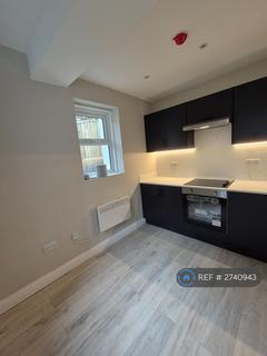 1 bedroom flat to rent, Crescent Road, Bournemouth, BH2
