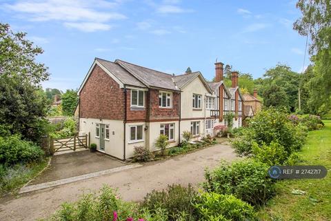 4 bedroom semi-detached house to rent, Brasted Road, Westerham, TN16