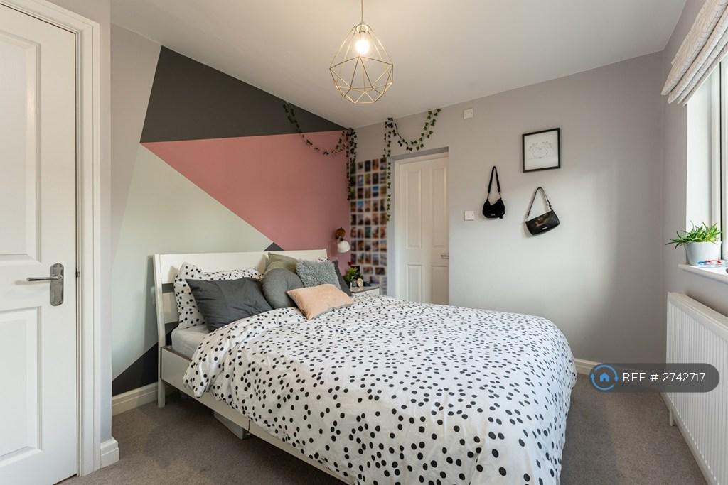 Bedroom 1 With Ensuite, Redecorated Neutrally.