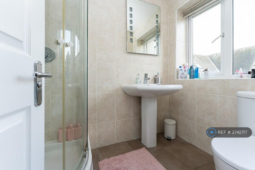 Ensuite To Bedroom 1
