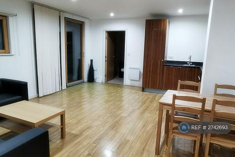 2 bedroom flat to rent, Arboretum Place, London, IG11