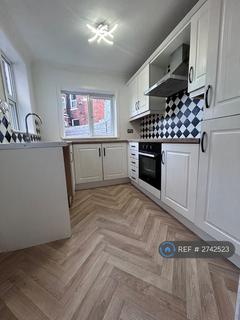 3 bedroom semi-detached house to rent, Tithebarn Road, Southport, PR8