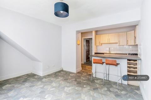 1 bedroom flat to rent, Hinton Road, London, SE24