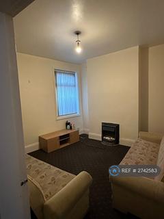 3 bedroom terraced house to rent, Gresham Road, Middlesbrough, TS1