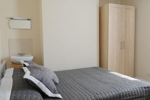 5 bedroom house share to rent, Nottingham NG7