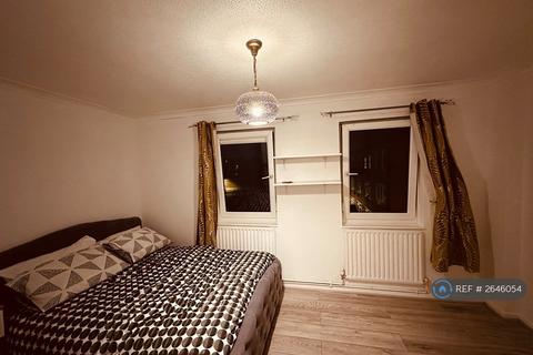 undefined, Lyneham Walk, London, E5