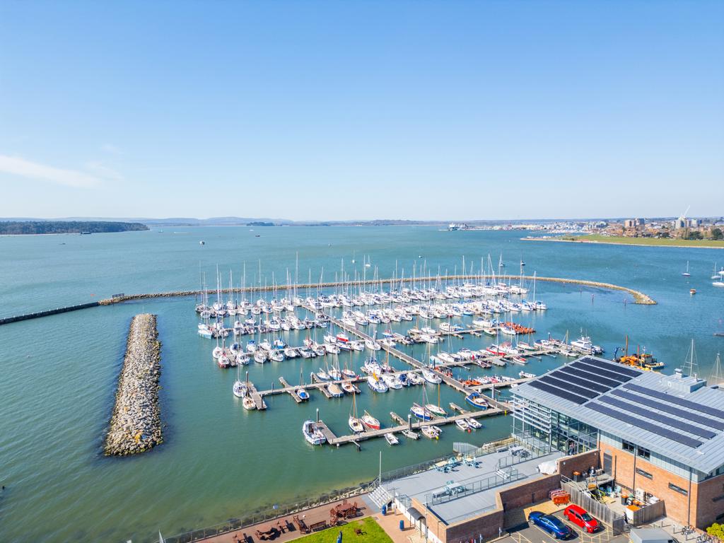 Parkstone Yacht Club