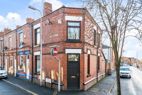 3 bedroom end of terrace house for sale, Rutland Street, St. Helens, WA10
