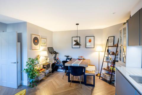 1 bedroom maisonette for sale, Coulsdon Road, Cherry Blossom Court, CR5