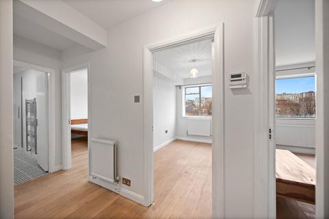 2 bedroom flat to rent, Fairfax Road, Thackeray Court, NW6