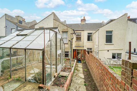 3 bedroom terraced house for sale, Clifton Road, Hastings