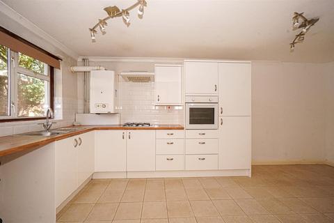 3 bedroom terraced house for sale, Kent Road, St. Leonards-On-Sea
