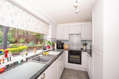 3 bedroom semi-detached house for sale, Harrow Lane, St. Leonards-On-Sea