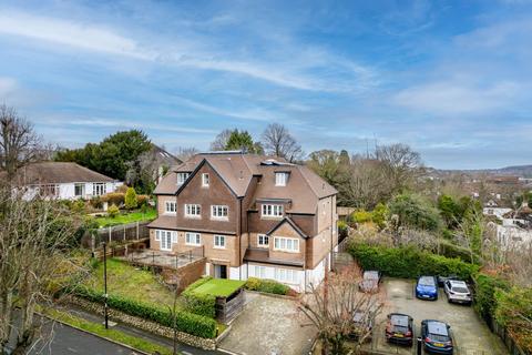 undefined, Hill Road, Carlow Court, CR8