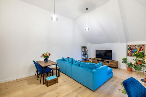 undefined, Hill Road, Carlow Court, CR8