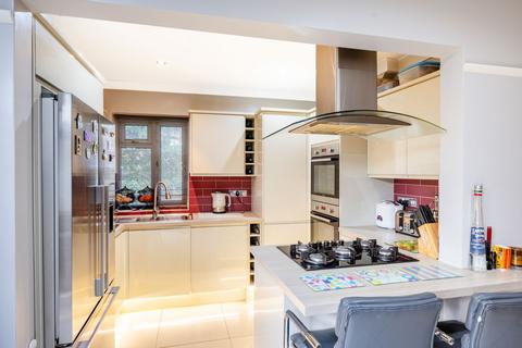 5 bedroom semi-detached house for sale, Ballards Way, South Croydon, CR2