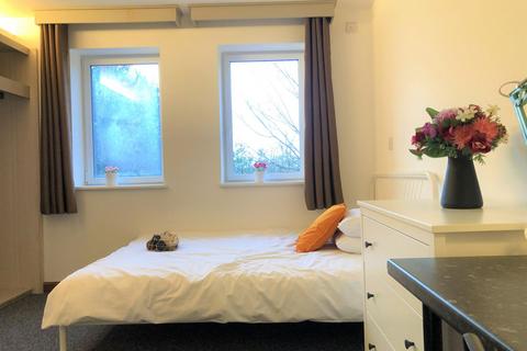 Studio to rent, Charter Avenue, Coventry CV4