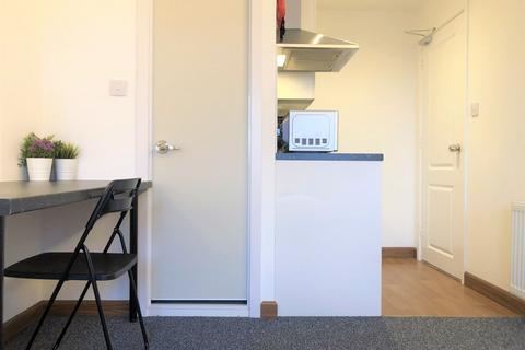 Studio to rent, Charter Avenue, Coventry CV4