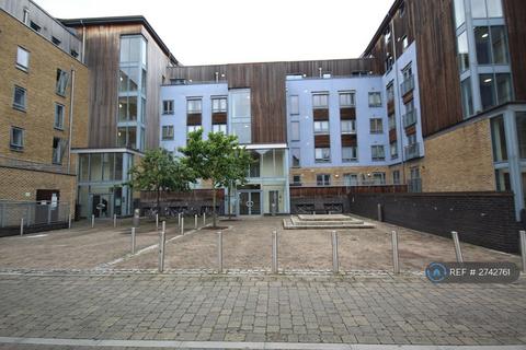 2 bedroom flat to rent, Quayside Drive, Colchester, CO2