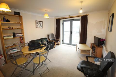 2 bedroom flat to rent, Quayside Drive, Colchester, CO2