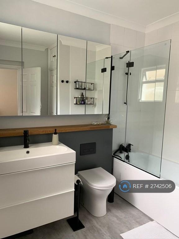 Ensuite
