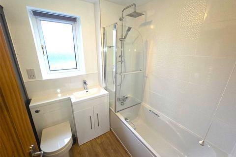 2 bedroom semi-detached house to rent, Lashley Gardens, Oakwood, Derby, DE21