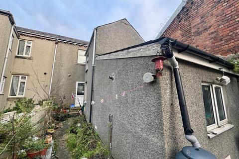 4 bedroom terraced house for sale, Kingsland Road, Holyhead, Anglesey, LL65