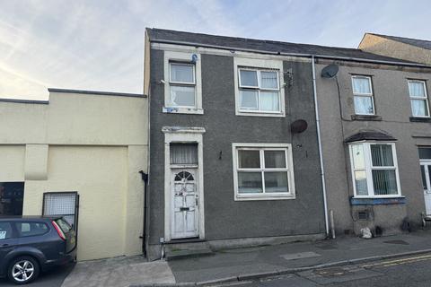 4 bedroom terraced house for sale, Kingsland Road, Holyhead, Anglesey, LL65