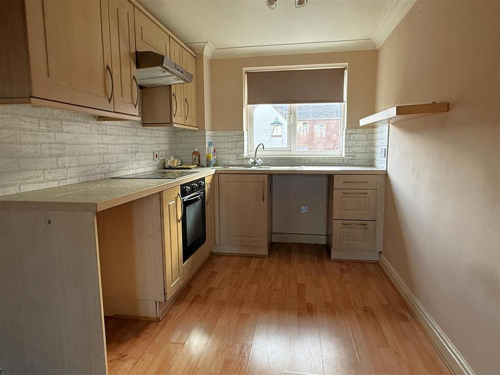 Open plan living room / kitchen