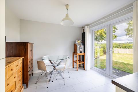 3 bedroom detached house for sale, Thepps Close, South Nutfield, RH1